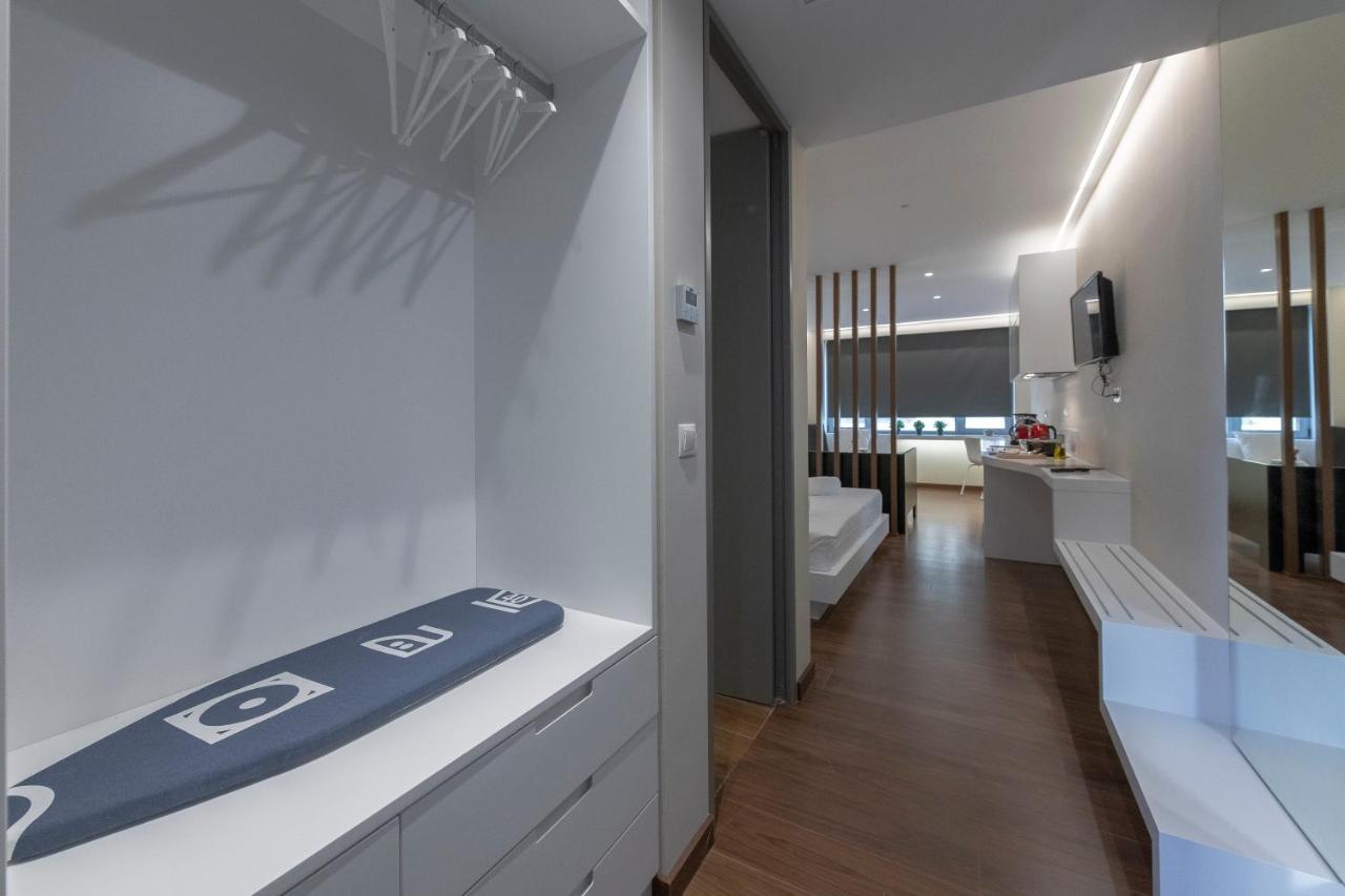 אתונה Mj Luxury Suites מראה חיצוני תמונה