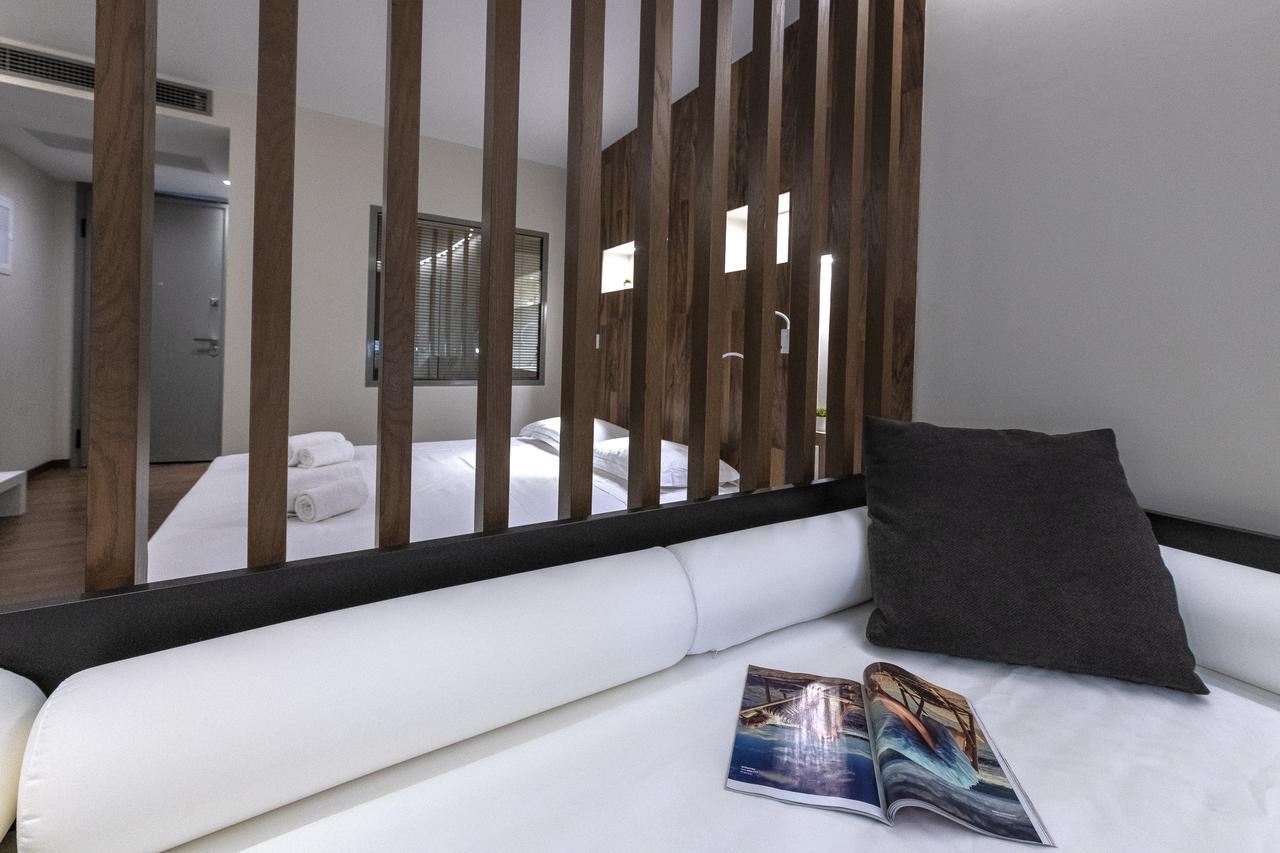 אתונה Mj Luxury Suites מראה חיצוני תמונה