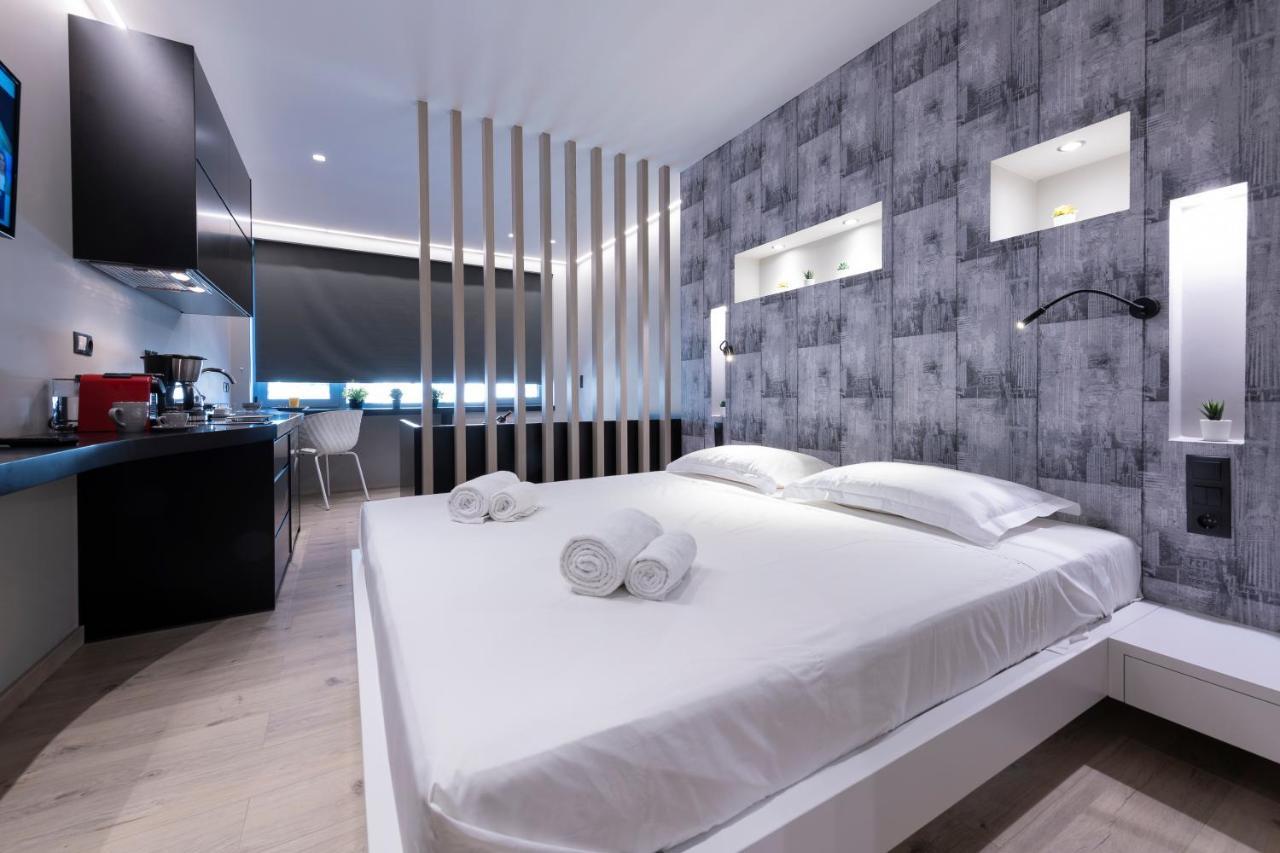 אתונה Mj Luxury Suites מראה חיצוני תמונה